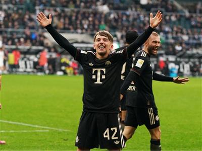 42号有魔力？ 17岁拜仁小将卡尔在欧冠和德甲连场进世界波