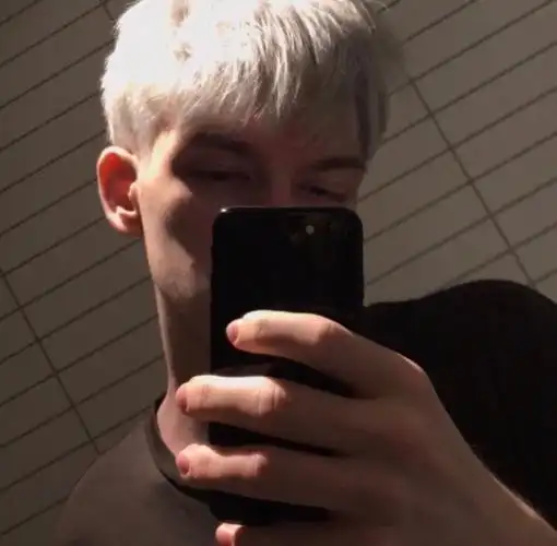 6686体育平台铜牌作者Greer