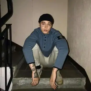 6686体育平台签约作者Elodie