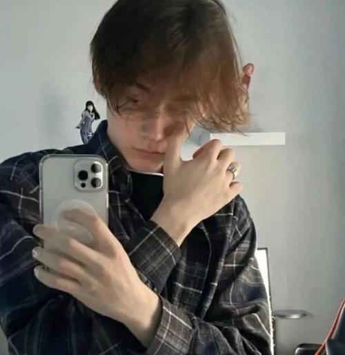 6686体育平台初级作者Riley