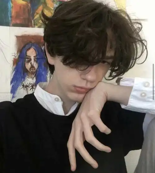 6686体育平台合作伙伴Farrah