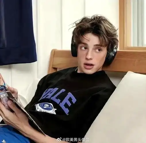 6686体育平台铜牌作者Edith