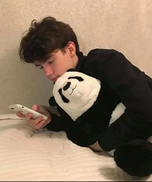 6686体育平台官方作者镜湖月