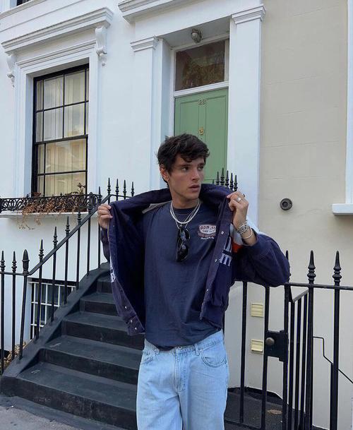 6686体育平台签约作者Tyler