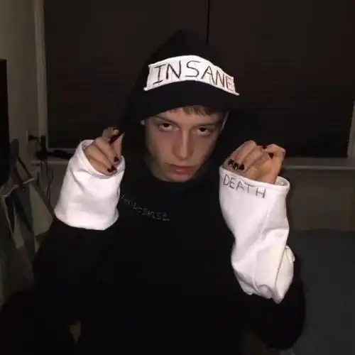 6686体育平台官方作者Lloyd