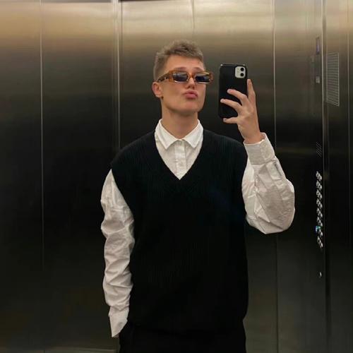 6686体育平台铁牌作者风神骑冰