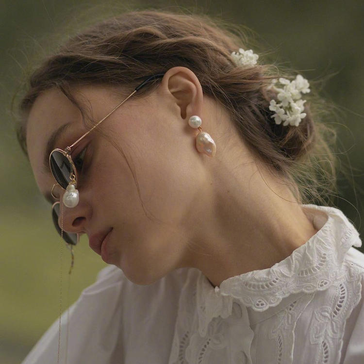 6686体育平台初级作者Opal