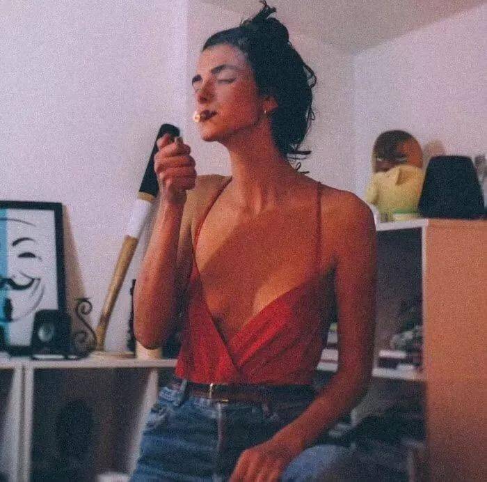 6686体育平台初级作者Emilia