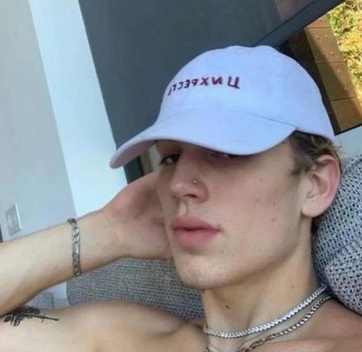 6686体育平台签约作者Clyde