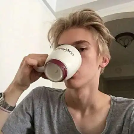 6686体育平台首席作者梦里梦你