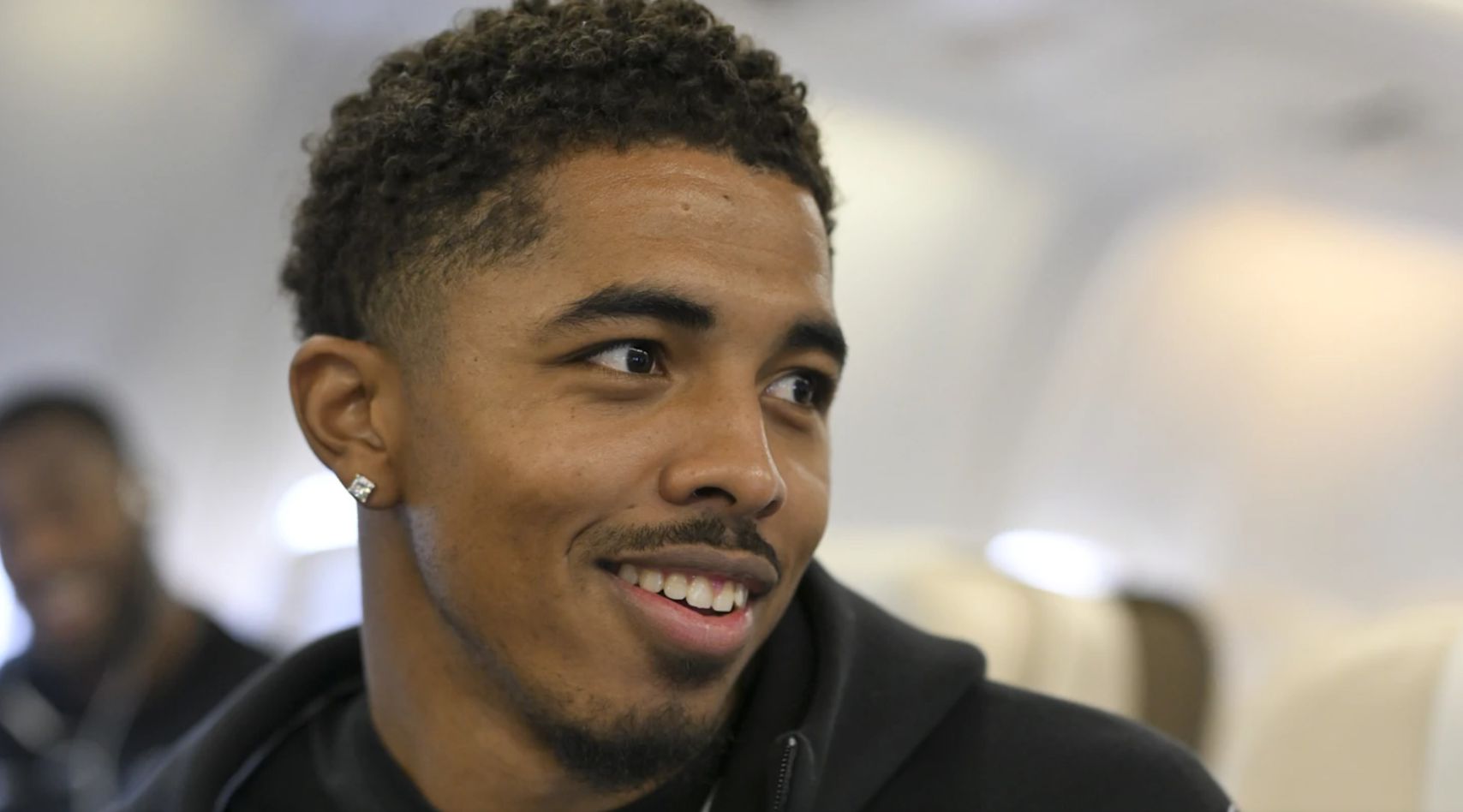 弗法纳：马雷斯卡在我重返赛场后一直维护我，我相信他对我的安排