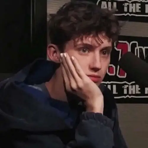 6686体育铁牌作者暗香初醒